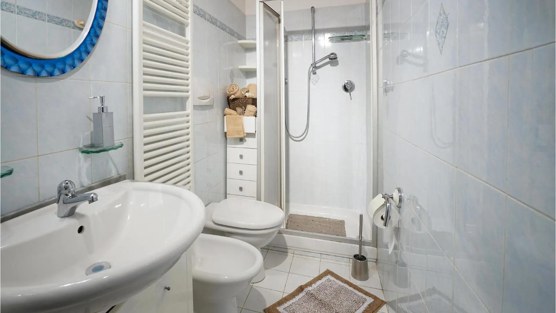 Pet Friendly Apartment In Rosia With Kitchen